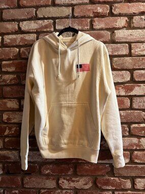 Flag/East Coast Sweatshirt with Hood in Size XS